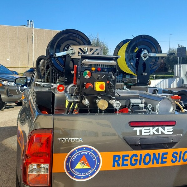 Consegna Pickup AIB Protezione Civile Regione Sicilia